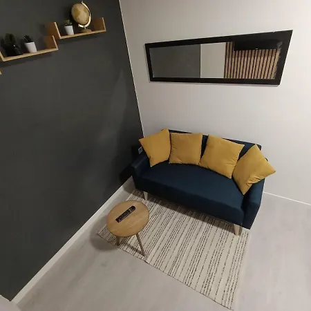 Cosy In Apartment *