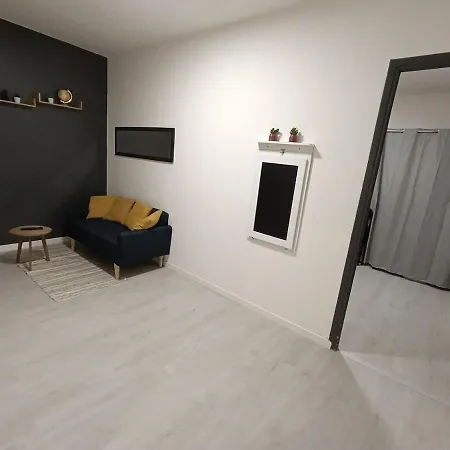 Cosy In Apartment *
